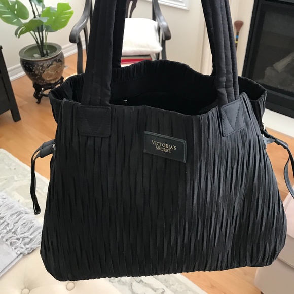 Victoria’s Secret Large Black Top Zipper Tote - Picture 5 of 14